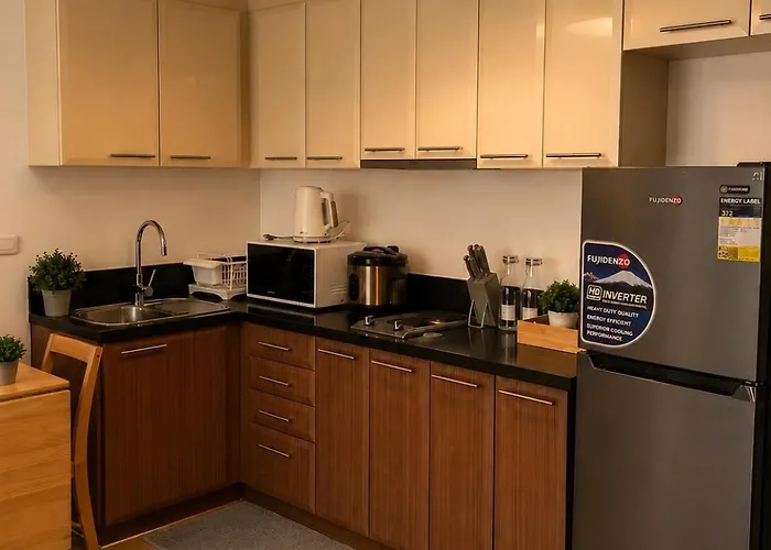 Chic & Cozy With Balcony By Venice Canal Bgc Apartamento